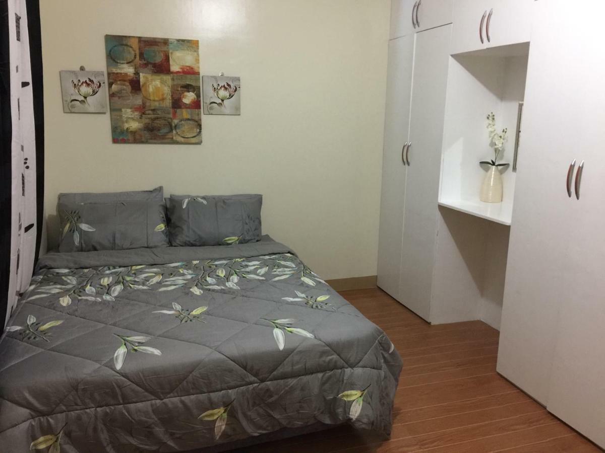 Estilo Apartment 2-Storey Clarin  Buitenkant foto